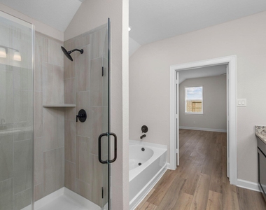 3210 Banyan Drive - Photo Thumbnail 6