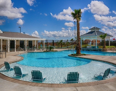 3210 Banyan Drive - Photo Thumbnail 14