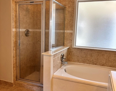22531 Goss Spring Court - Photo Thumbnail 14