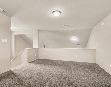 2119 Treasure Mountain Drive - Photo Thumbnail 19