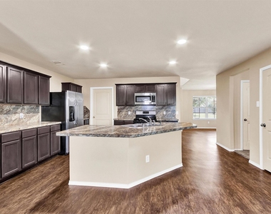 2119 Treasure Mountain Drive - Photo Thumbnail 5