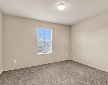 2119 Treasure Mountain Drive - Photo Thumbnail 25