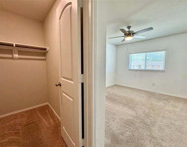 12715 Beatrice Terrace Drive - Photo Thumbnail 16