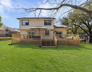228 April Waters Drive W - Photo Thumbnail 31