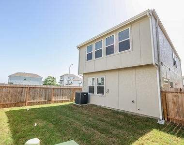 11412 Galway Grove Dr - Photo Thumbnail 29