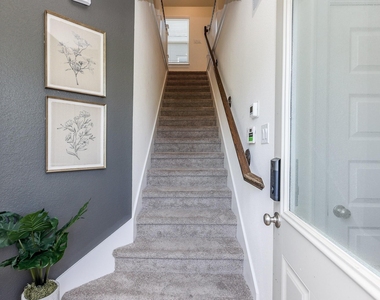 11412 Galway Grove Dr - Photo Thumbnail 4