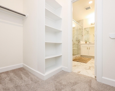 11412 Galway Grove Dr - Photo Thumbnail 9