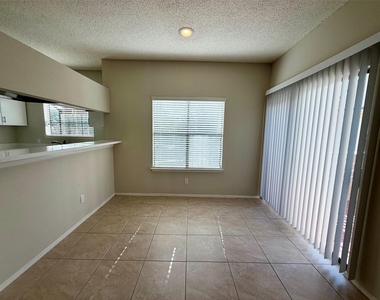 2710 Grants Lake Boulevard - Photo Thumbnail 2