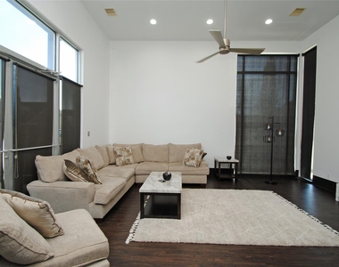 4118 Floyd Street - Photo Thumbnail 18