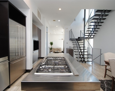 4118 Floyd Street - Photo Thumbnail 7
