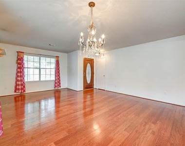 3522 Samuel Adams Lane - Photo Thumbnail 8