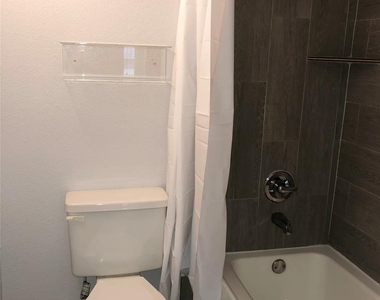 2120 El Paseo Street - Photo Thumbnail 12