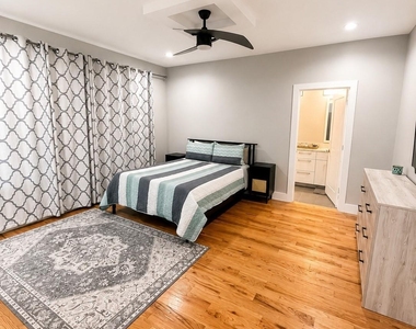 4406 Munger Avenue - Photo Thumbnail 13