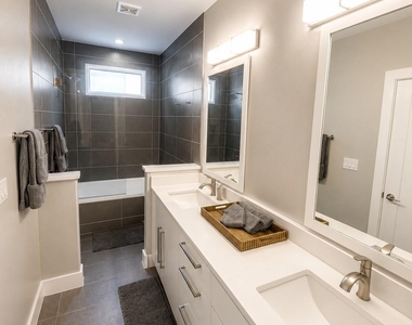 4406 Munger Avenue - Photo Thumbnail 16