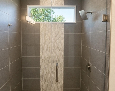 4406 Munger Avenue - Photo Thumbnail 12