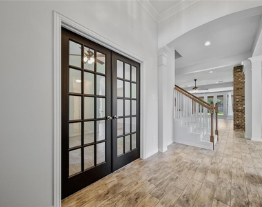 14 Beauty Bower Place - Photo Thumbnail 7