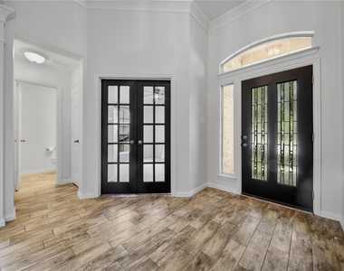 14 Beauty Bower Place - Photo Thumbnail 4