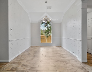 14 Beauty Bower Place - Photo Thumbnail 10
