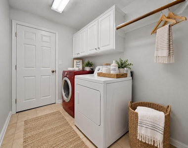 14 Beauty Bower Place - Photo Thumbnail 25