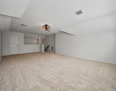 14 Beauty Bower Place - Photo Thumbnail 32