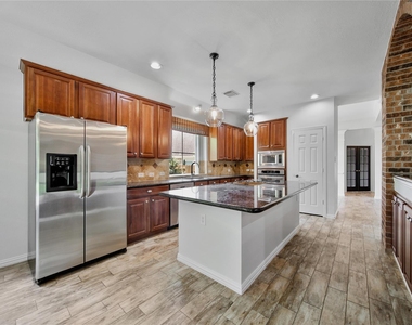 14 Beauty Bower Place - Photo Thumbnail 16