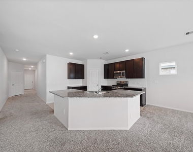 15102 Wiltshire Castle Ln - Photo Thumbnail 3