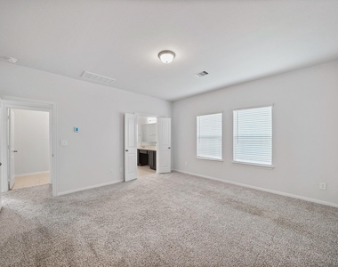 15102 Wiltshire Castle Ln - Photo Thumbnail 6