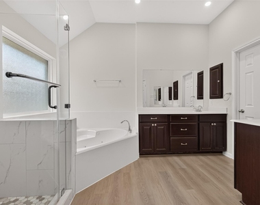 5607 Granite Falls Ln - Photo Thumbnail 22