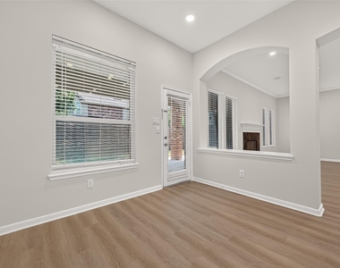 5607 Granite Falls Ln - Photo Thumbnail 17