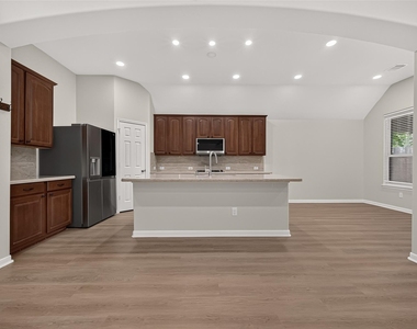 5607 Granite Falls Ln - Photo Thumbnail 13