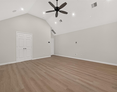5607 Granite Falls Ln - Photo Thumbnail 33