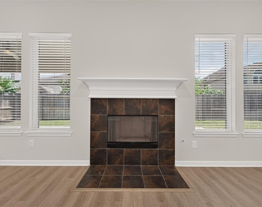 5607 Granite Falls Ln - Photo Thumbnail 9