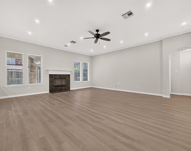 5607 Granite Falls Ln - Photo Thumbnail 11