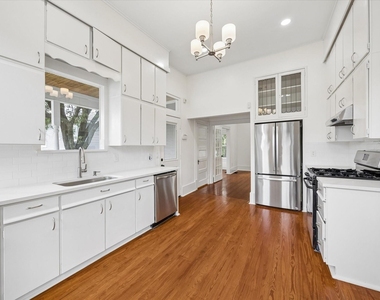 1229 Heights Boulevard - Photo Thumbnail 13