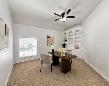 3301 Elm Creek Drive - Photo Thumbnail 19