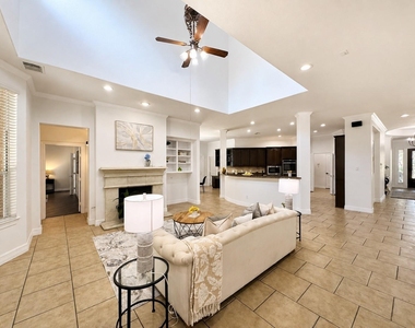 3301 Elm Creek Drive - Photo Thumbnail 20