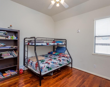 6706 Ashworth Drive - Photo Thumbnail 21