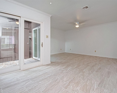 8312 Augustine Drive - Photo Thumbnail 14