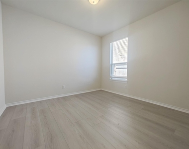 11434 Cypress Birch Ct - Photo Thumbnail 21