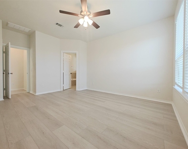 11434 Cypress Birch Ct - Photo Thumbnail 14