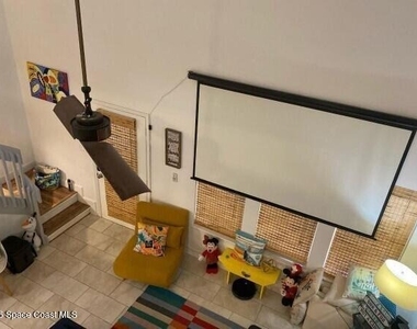 6201 Treetop Drive - Photo Thumbnail 5