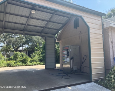 7667 N Wickham Road - Photo Thumbnail 4