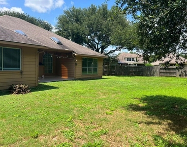 5523 Waverdale Court - Photo Thumbnail 14