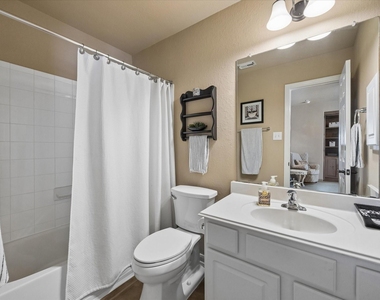 6102 Timbermoss Court - Photo Thumbnail 17