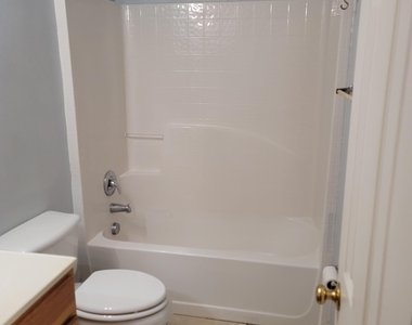4615 Elena Way - Photo Thumbnail 11