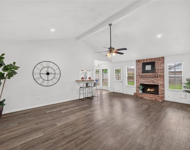 18706 Clover Glen Lane - Photo Thumbnail 3
