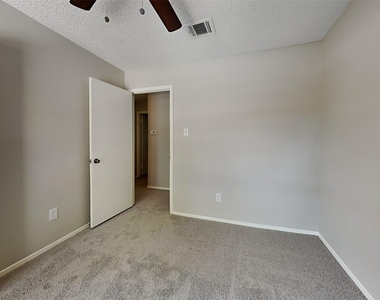 23111 Calico Corners Lane - Photo Thumbnail 9