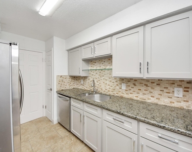 9700 Leawood Boulevard - Photo Thumbnail 17