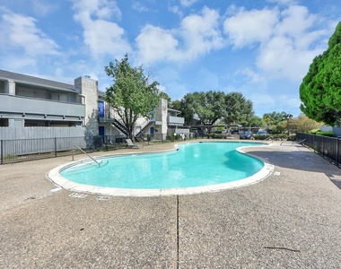 9700 Leawood Boulevard - Photo Thumbnail 32