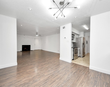 9700 Leawood Boulevard - Photo Thumbnail 10